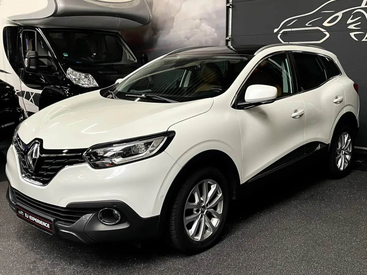 1.2 TCe Intens PANO NAVI LEER AIRCO
