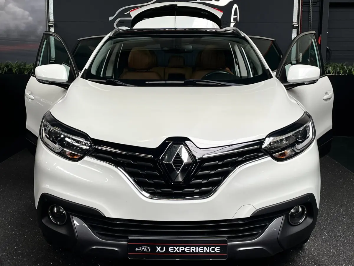 1.2 TCe Intens PANO NAVI LEER AIRCO