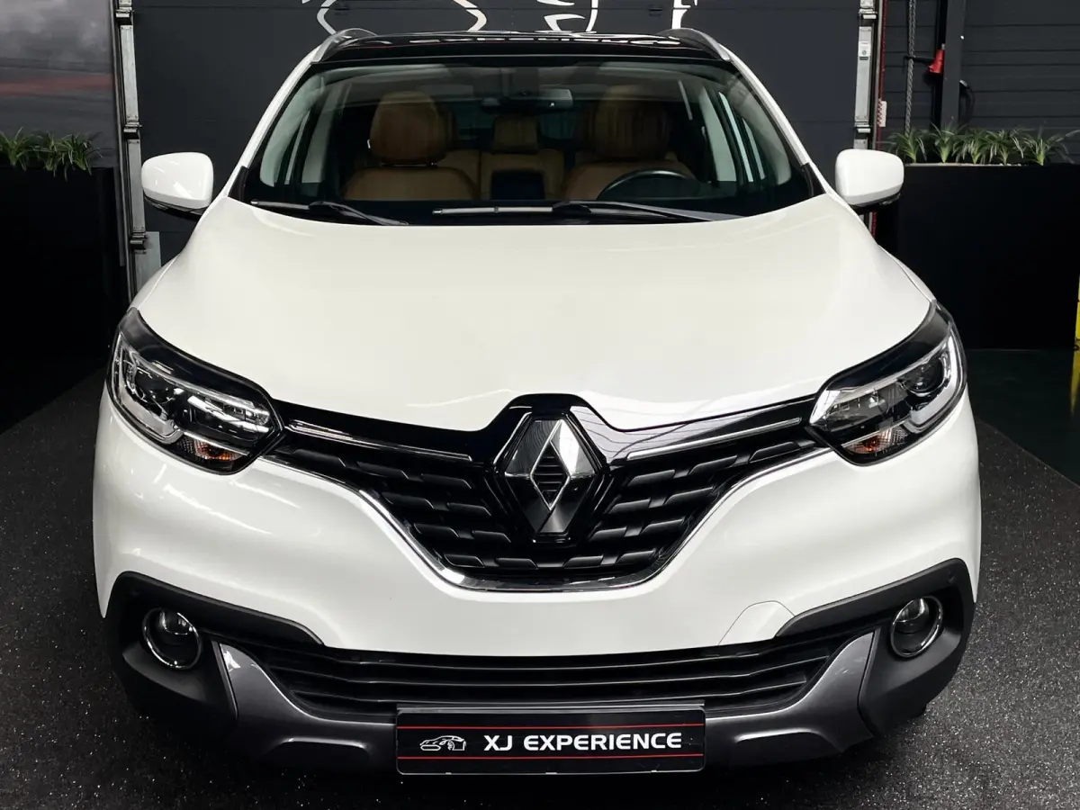 1.2 TCe Intens PANO NAVI LEER AIRCO