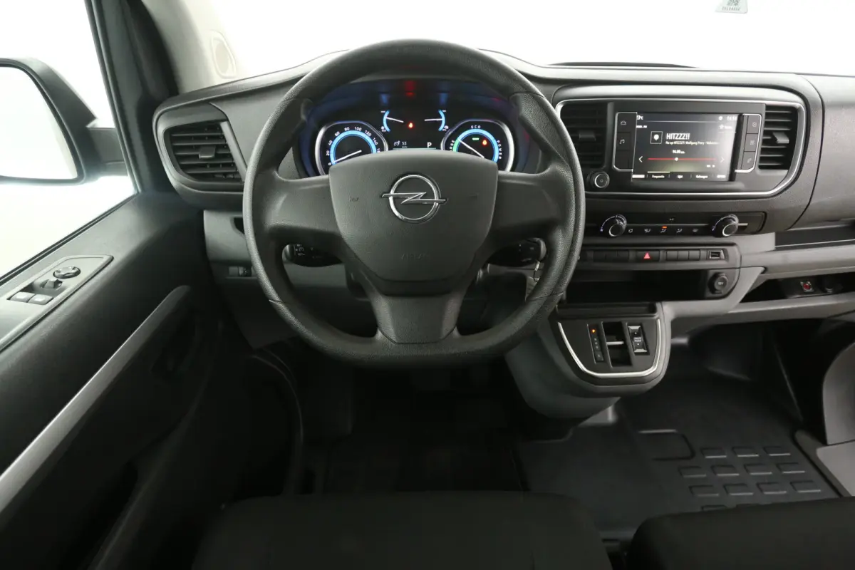 75 kWh L2H1 | Snelladen | SOH 93% | DC | 6 Zits | Airco | Cruise | Carplay | 3 Zits | Parkeersens.