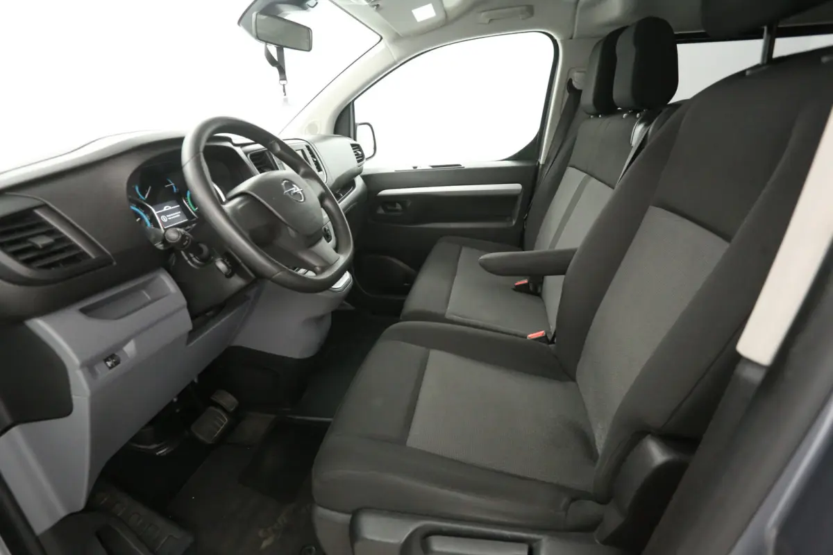 75 kWh L2H1 | Snelladen | SOH 93% | DC | 6 Zits | Airco | Cruise | Carplay | 3 Zits | Parkeersens.