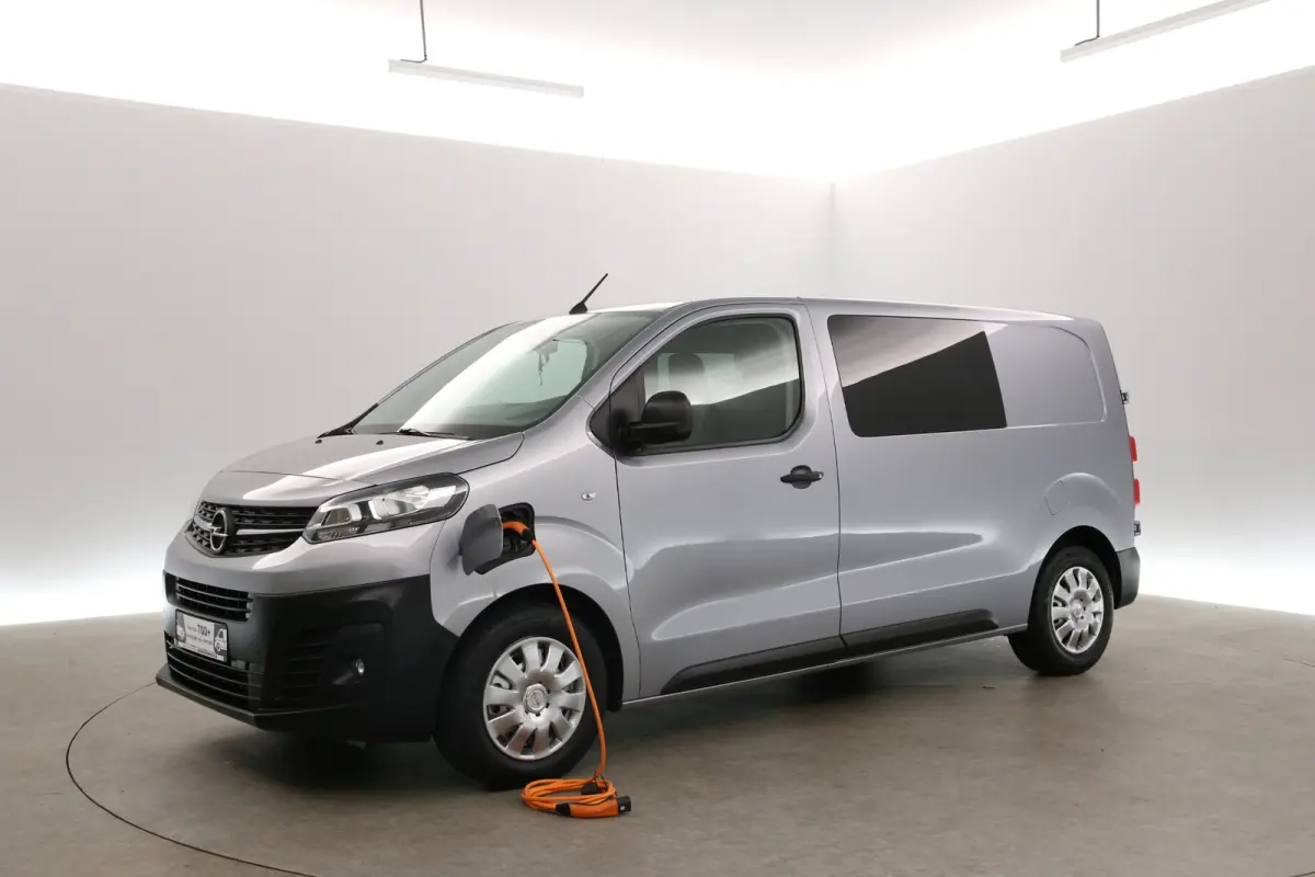 75 kWh L2H1 | Snelladen | SOH 93% | DC | 6 Zits | Airco | Cruise | Carplay | 3 Zits | Parkeersens.