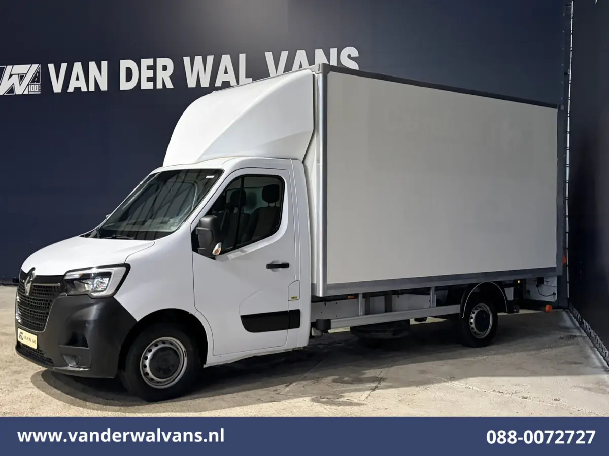 2.3 dCi 146pk Bakwagen 225cm Hoog Laadklep Euro6 Airco | Navigatie | LED | Cruisecontrol Bijrijdersbank