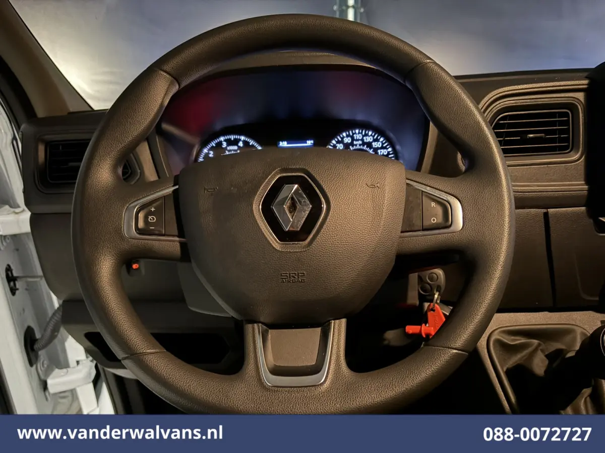 2.3 dCi 146pk Bakwagen 225cm Hoog Laadklep Euro6 Airco | Navigatie | LED | Cruisecontrol Bijrijdersbank