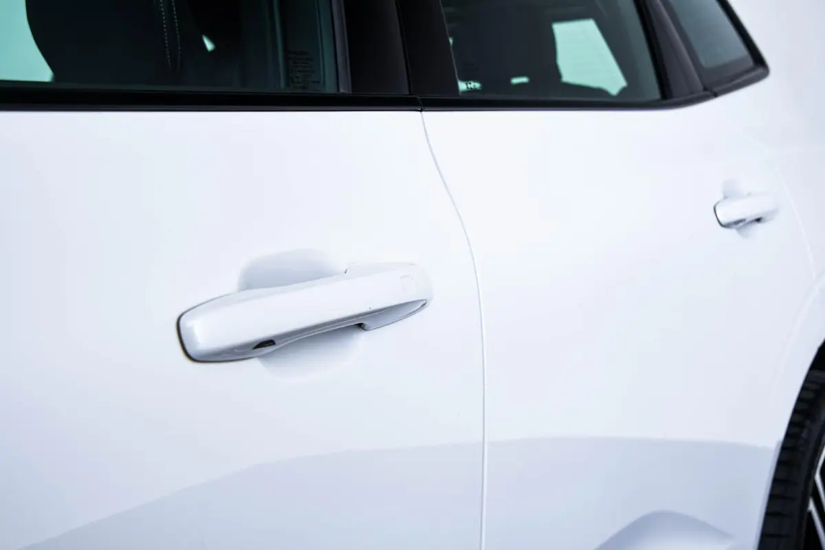 2.0 Recharge T6 AWD Inscription Trekhaak - Panoramadak - Cruise Control - Harman Kardon - Getinte Ruiten - Achteruitrijcamera - Licht-pakket - Elektrisch verstelbare/verwarmde stoelen -