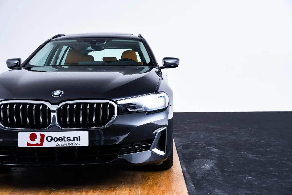 530e High Executive Luxury Line - Panoramadak - Comforstoelen - Ambiance verlichting - Parking Assistant - BMW Live Cockpit Professional - Elektrisch verwarmde voorstoelen -