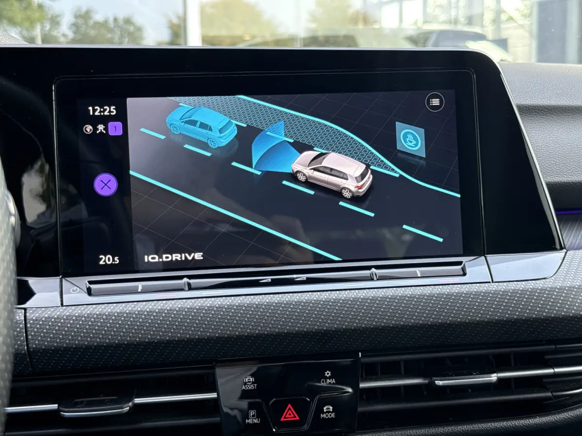 1.5 TSI R-Line | NL-auto | 1e Eig | BTW | LED | ACC | Camera | PDC | Sfeerverl.