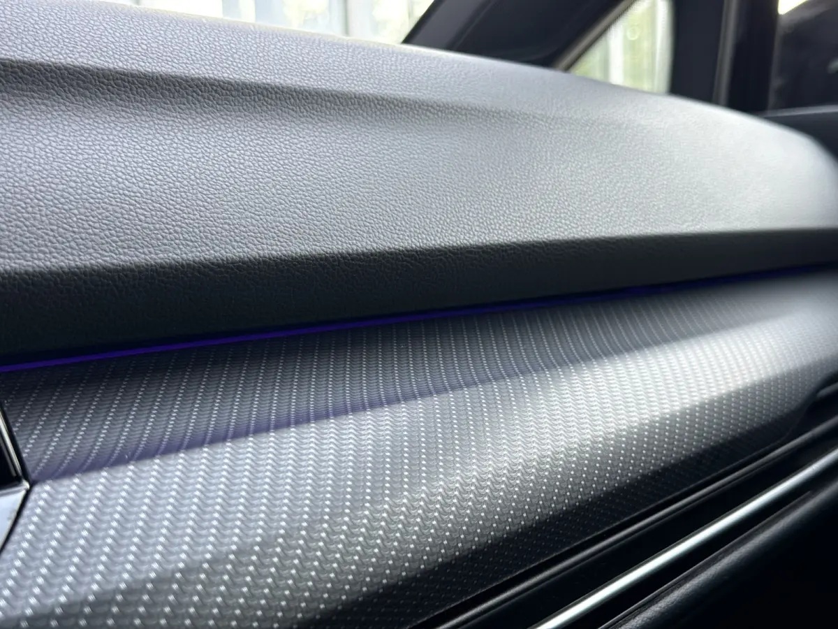 1.5 TSI R-Line | NL-auto | 1e Eig | BTW | LED | ACC | Camera | PDC | Sfeerverl.