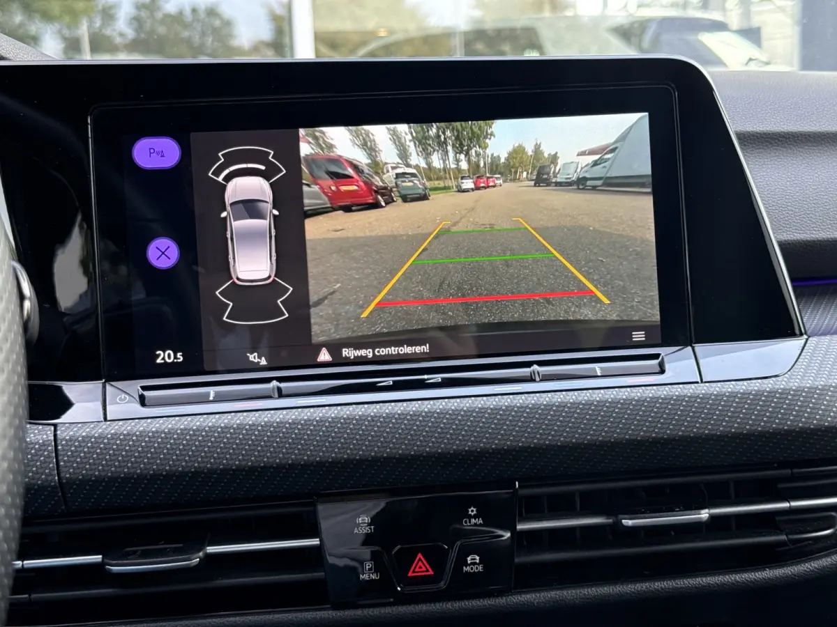 1.5 TSI R-Line | NL-auto | 1e Eig | BTW | LED | ACC | Camera | PDC | Sfeerverl.