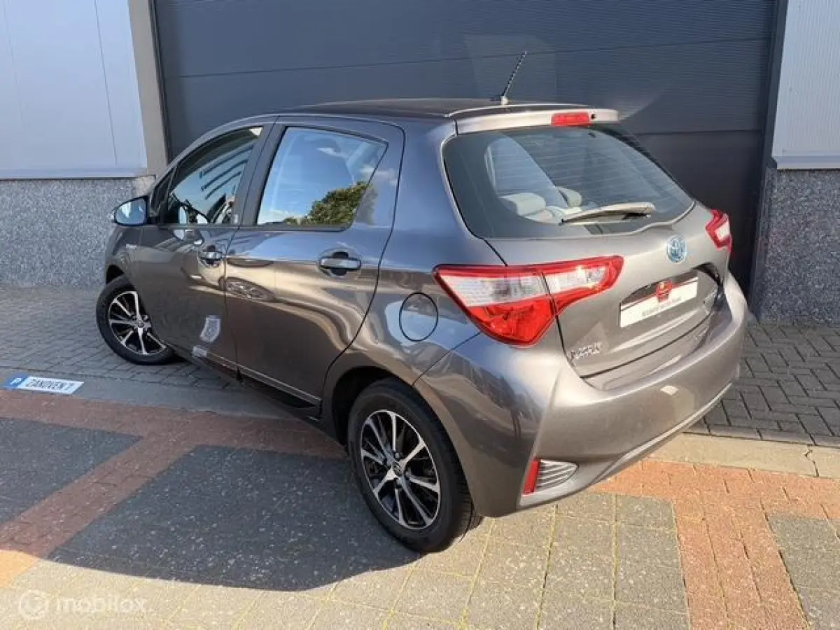 1.5 Hybrid Aspiration |Keyless | Apple Carplay*