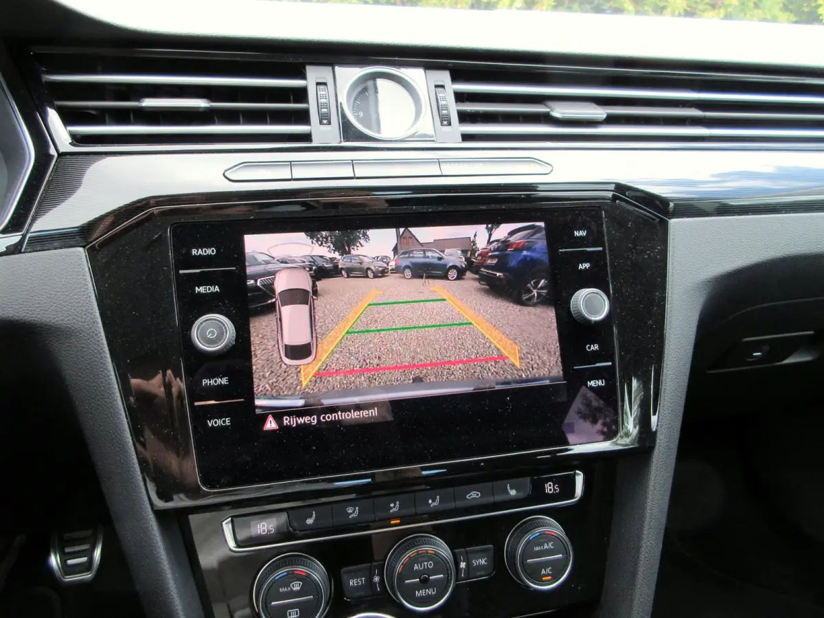 1.5 TSI Elegance * Navi * Trekhaak *