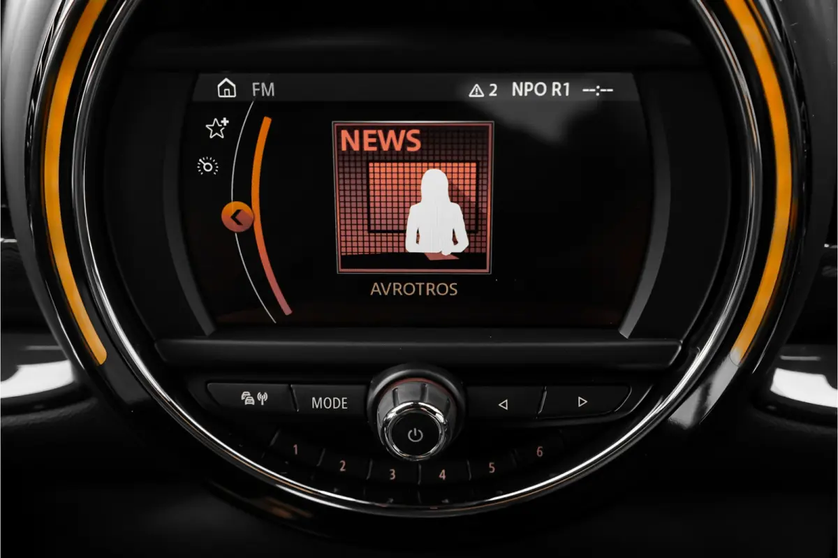 1.5 Cooper Salt Business Automaat CarPlay Trekhaak