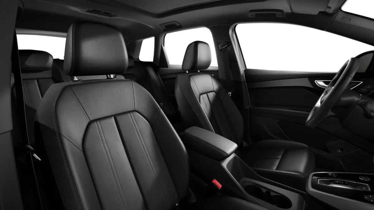 40 Advanced edition 77 kWh Panoramadak - Comfortpakket plus - Assistentiepakket plus - Veiligheidspakket plus - MMI navigatie pro - Sonos premium soundsystem - Akoestische zijruiten -