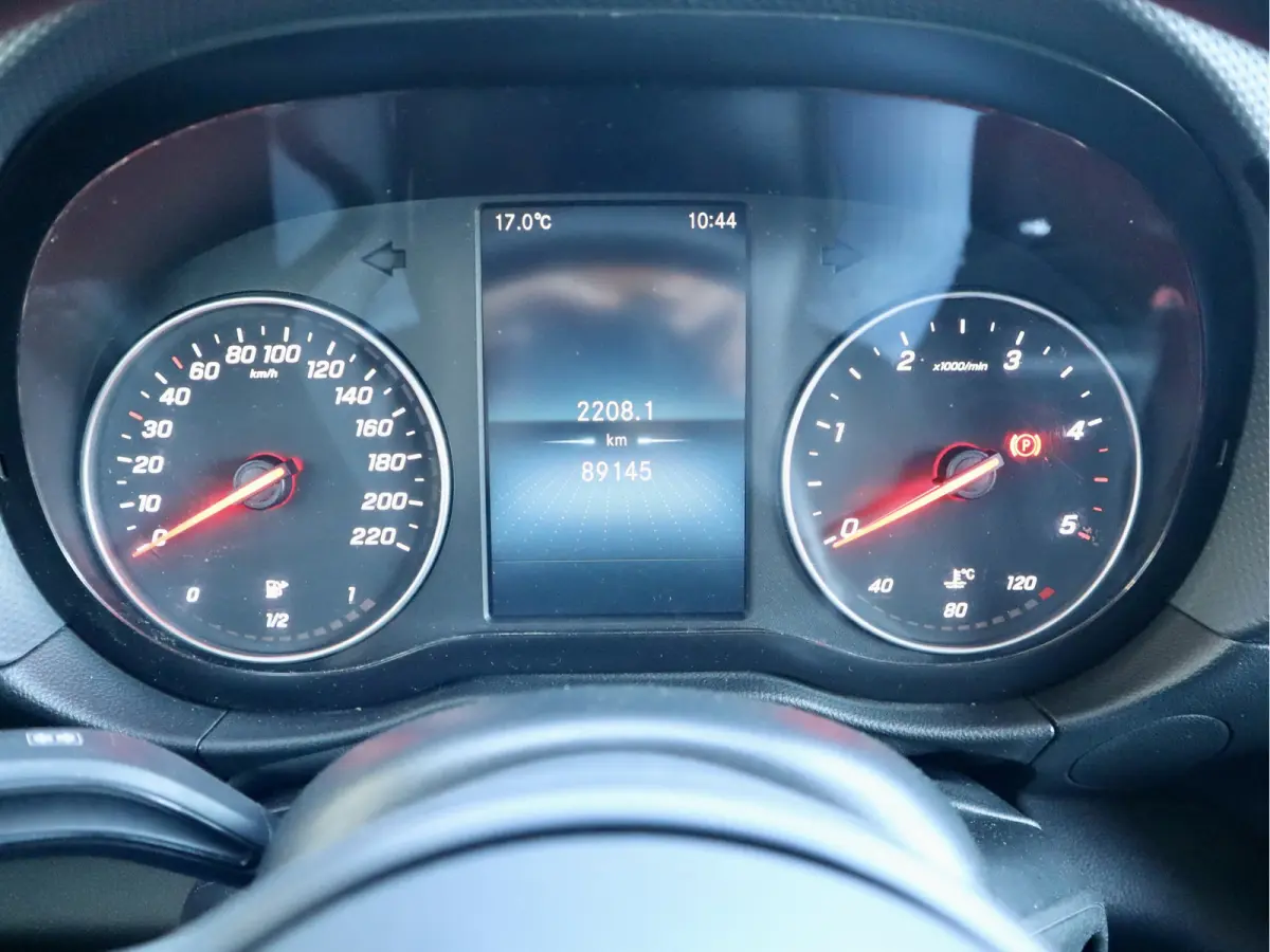 108 CDI AIRCO CRUISE MARGE-BTW VRIJ