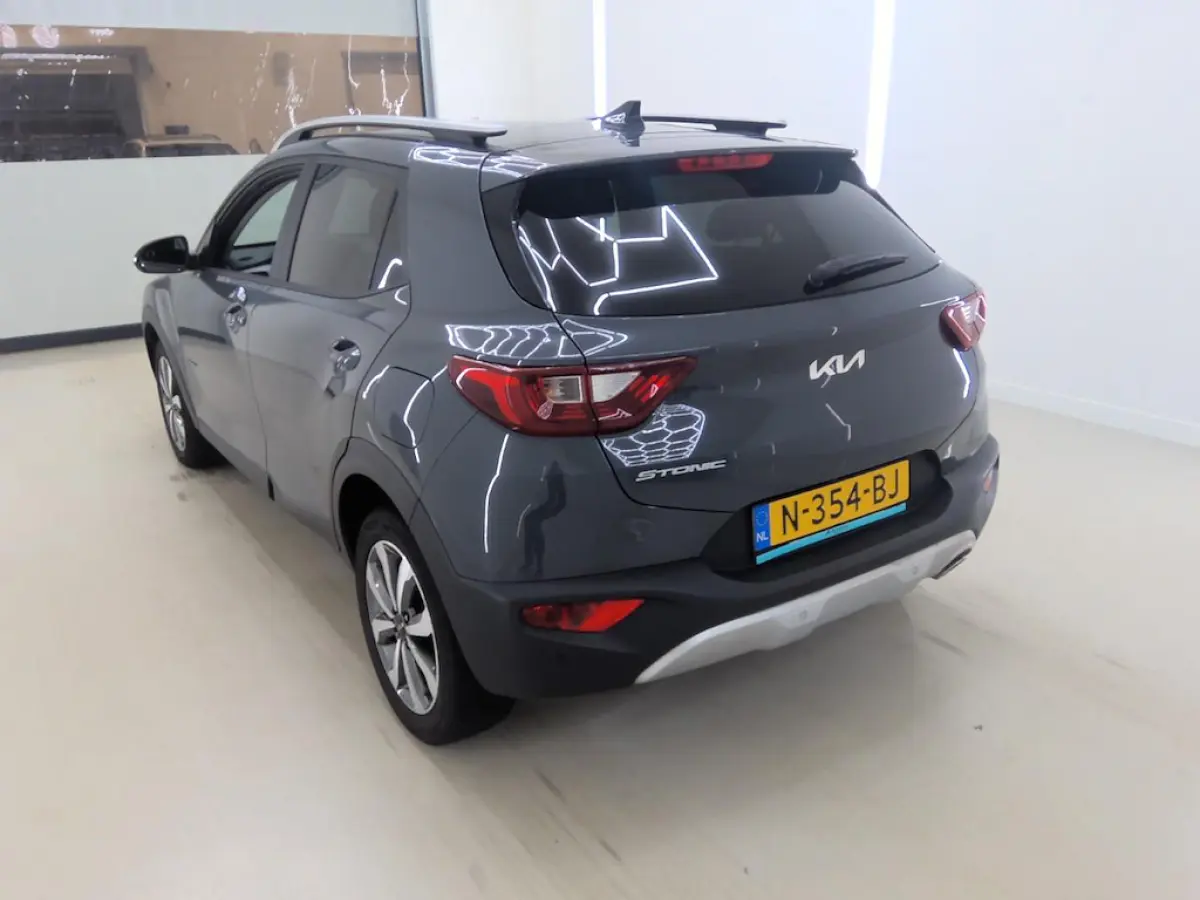 1.0 T-GDi MHEV DynamicPlusLine+Led+Ecc+Navigatie+Camera+cruise+Privacy-Glass = TOP ONDERHOUDEN !!