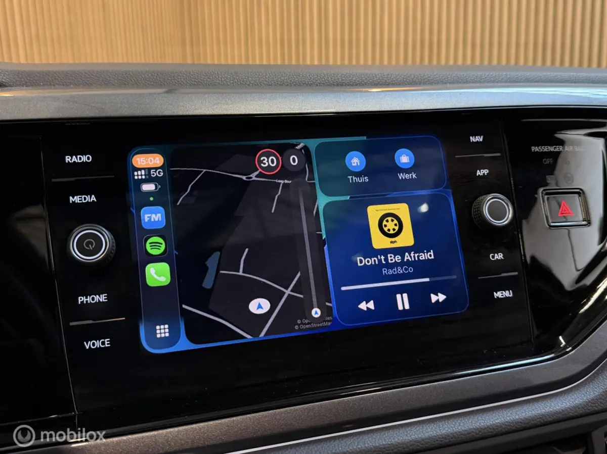 1.0 TSI R-Line DSG 1eEIG NAP PANO ACC CARPLA