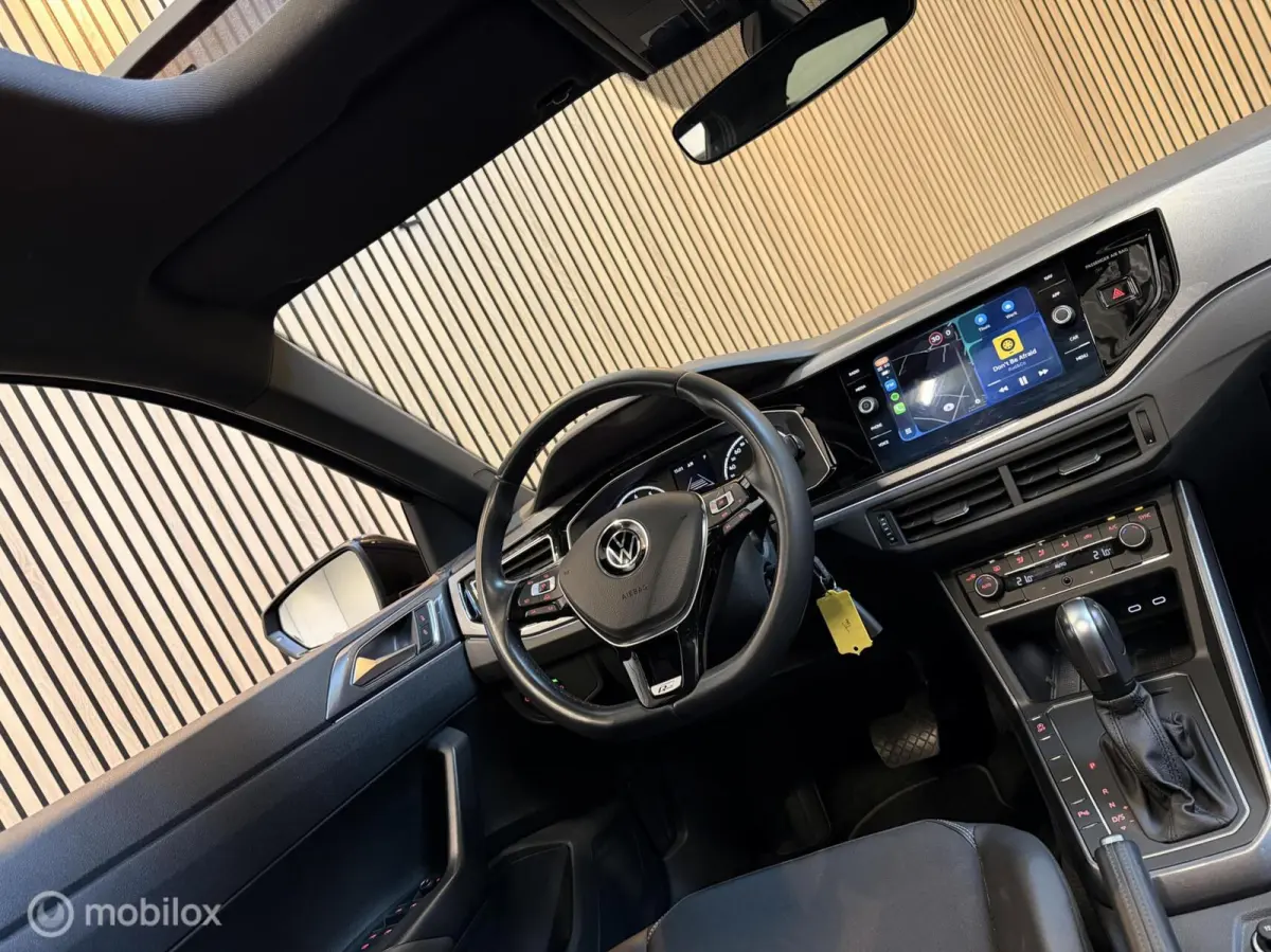 1.0 TSI R-Line DSG 1eEIG NAP PANO ACC CARPLA