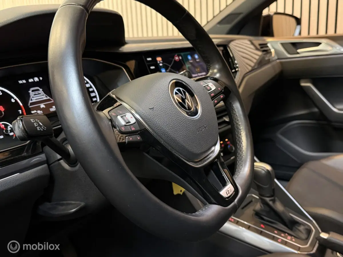 1.0 TSI R-Line DSG 1eEIG NAP PANO ACC CARPLA