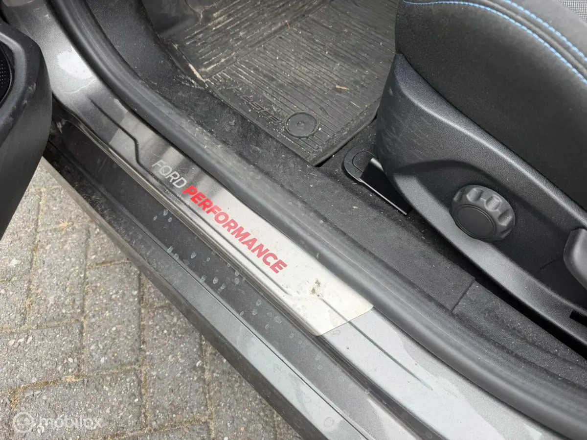 200pk ST-3|RIJKLAAR|B&O|WINTERPKT|RECARO|CAMERA!