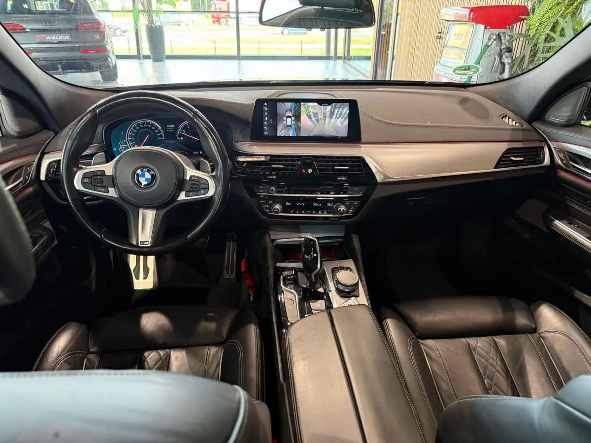 Gran Turismo 630i Executive M-sport Pano schuif 360 cam trekhaak
