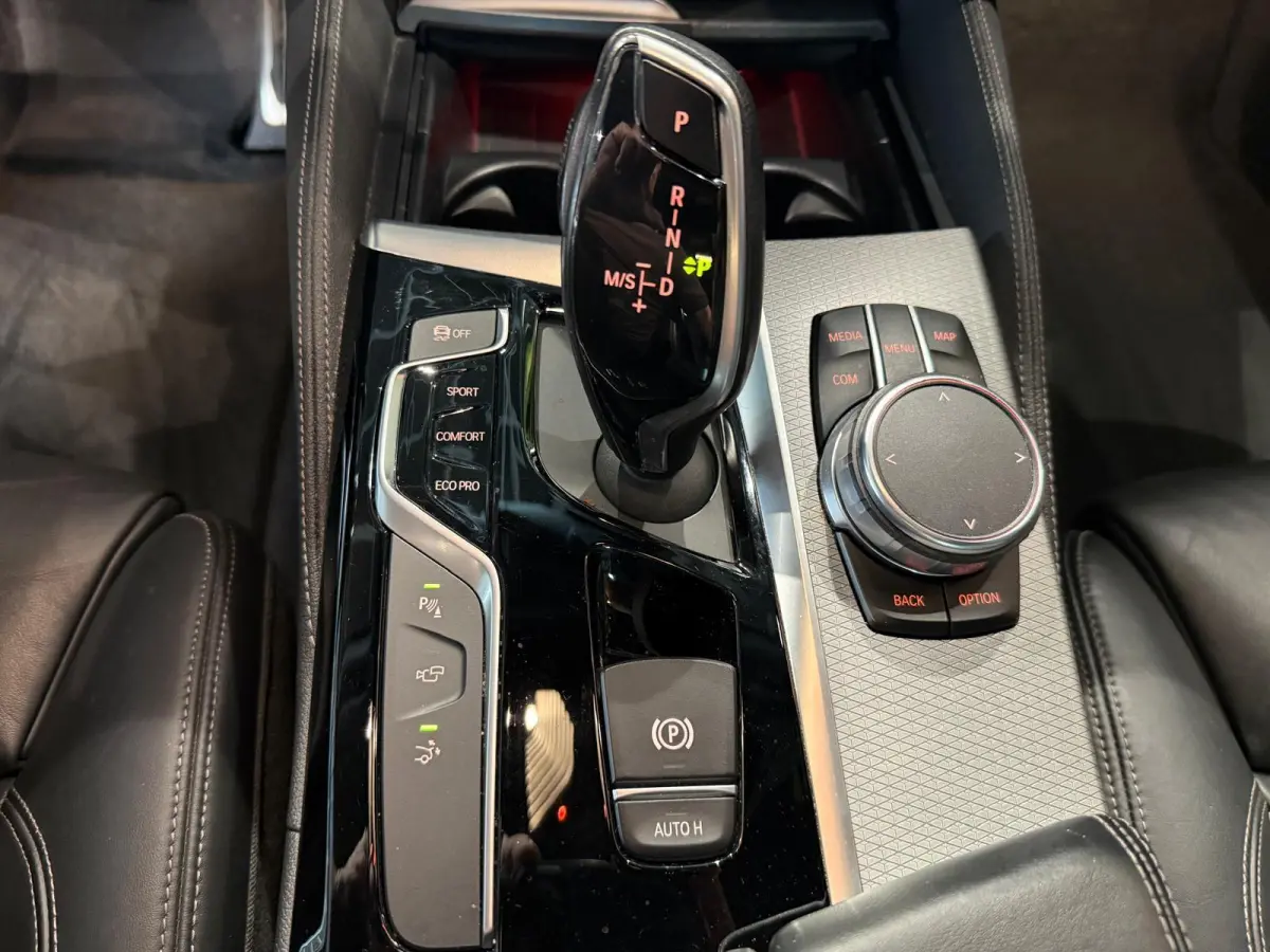 Gran Turismo 630i Executive M-sport Pano schuif 360 cam trekhaak