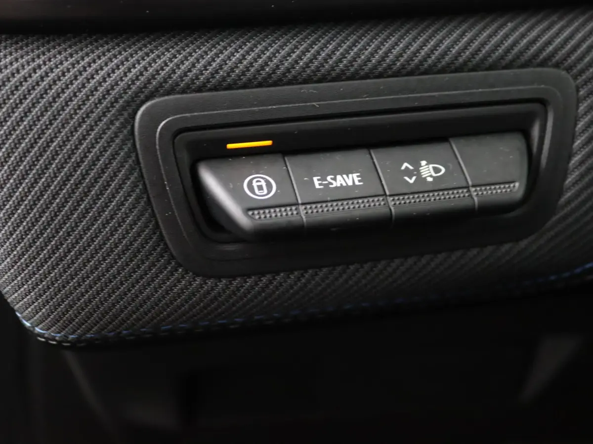 esprit Alpine full hybrid E-Tech 145 | Harman Kardon | Panoramadak | Trekhaak |