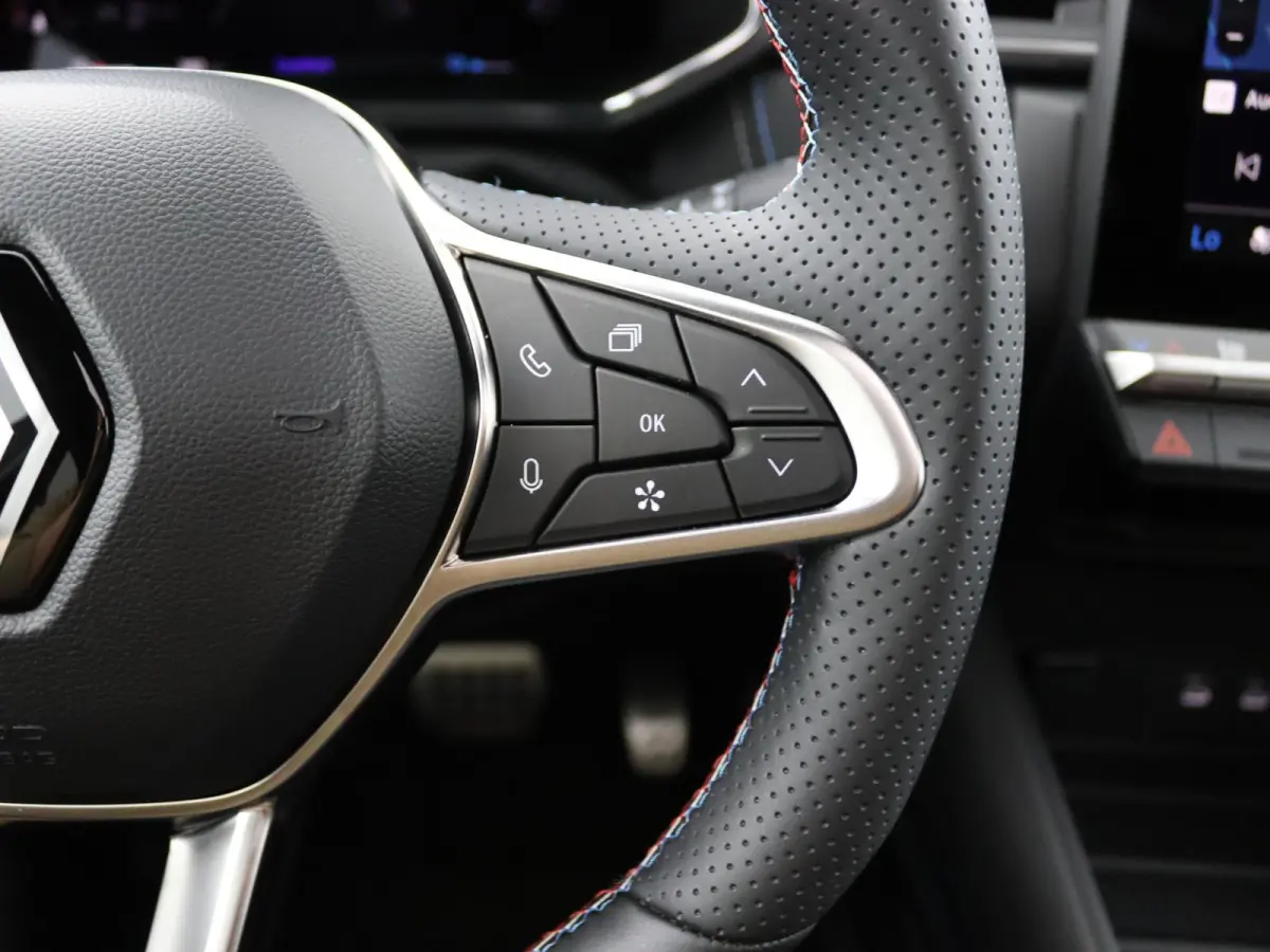 esprit Alpine full hybrid E-Tech 145 | Harman Kardon | Panoramadak | Trekhaak |
