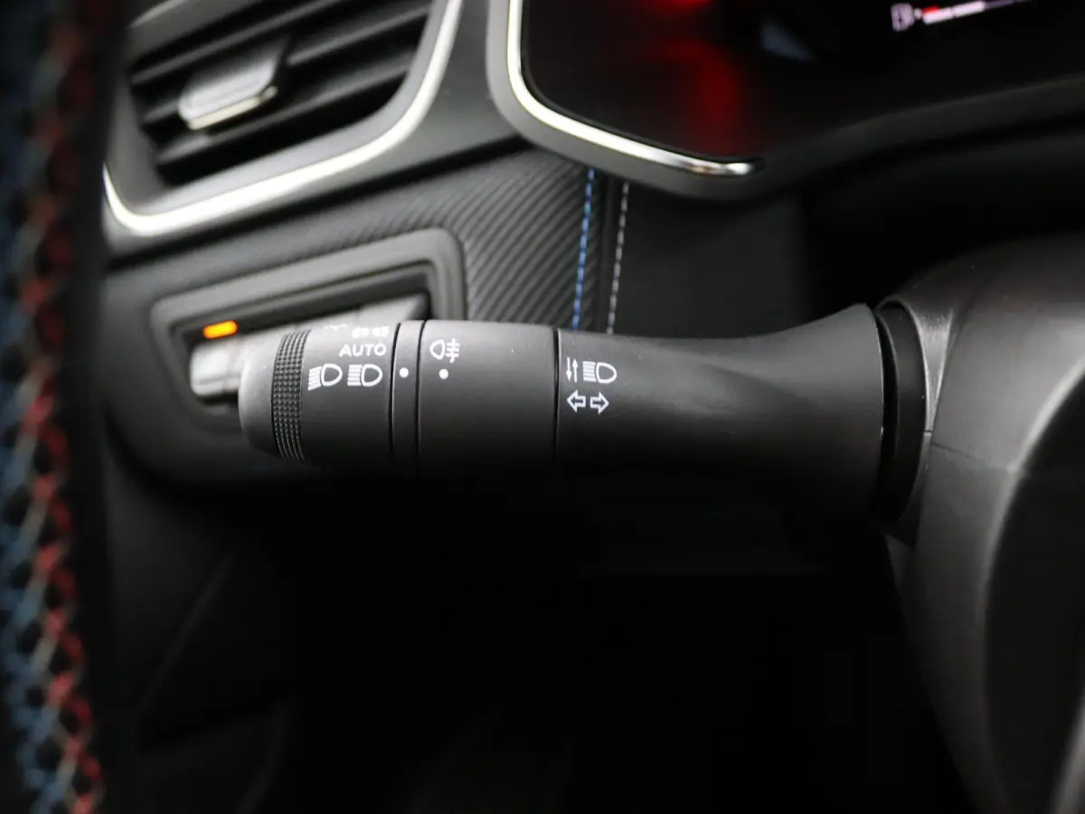 esprit Alpine full hybrid E-Tech 145 | Harman Kardon | Panoramadak | Trekhaak |