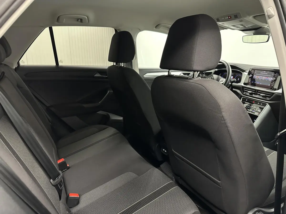 1.0 TSI Life Business CAMERA CARPLAY NAVI ADAPTIEF CRUISE ECC.