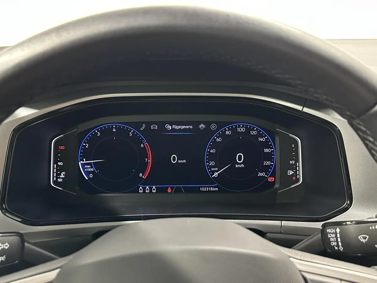 1.0 TSI Life Business CAMERA CARPLAY NAVI ADAPTIEF CRUISE ECC.