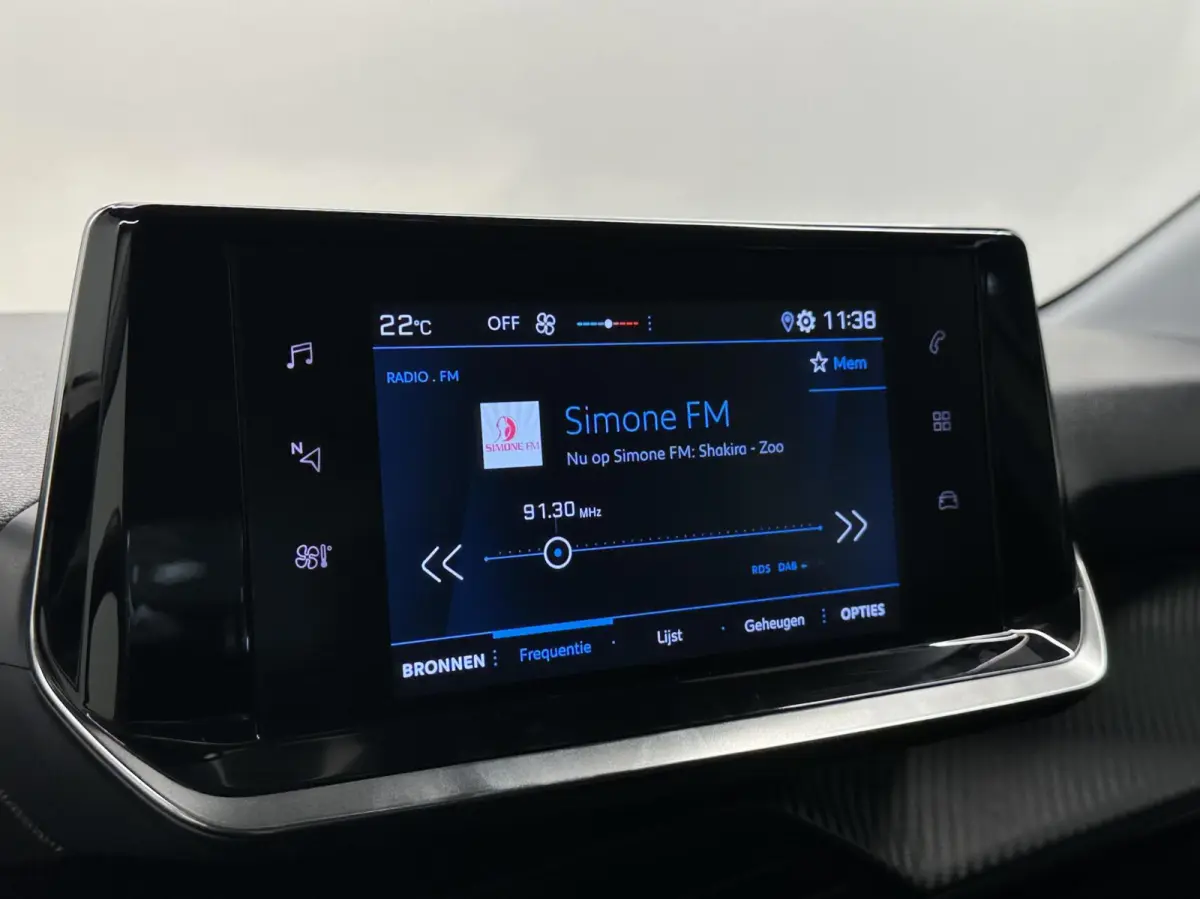 1.2 PureTech Active Pack CRUISE NAVIGATIE CARPLAY