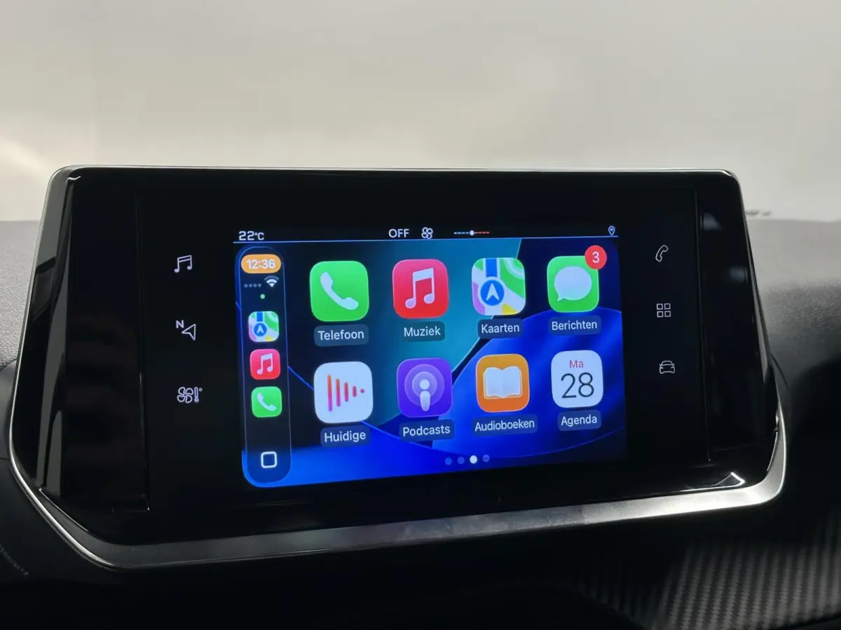 1.2 PureTech Active Pack CRUISE NAVIGATIE CARPLAY
