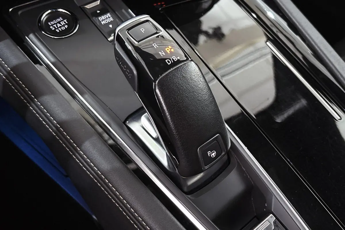 1.6 HYbrid GT Pack Business Stoelverwarming Camera Keyless