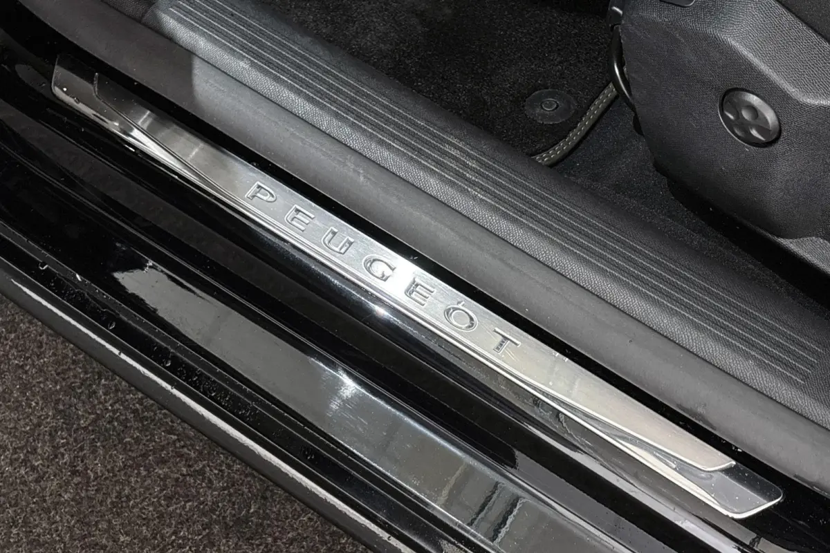 1.6 HYbrid GT Pack Business Stoelverwarming Camera Keyless