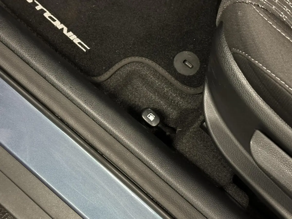 1.0 T-GDi MHEV DynamicLine CAMERA CARPLAY NAVI CRUISE.