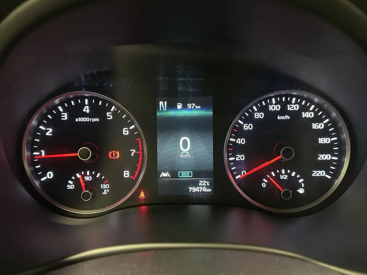 1.0 T-GDi MHEV DynamicLine CAMERA CARPLAY NAVI CRUISE.