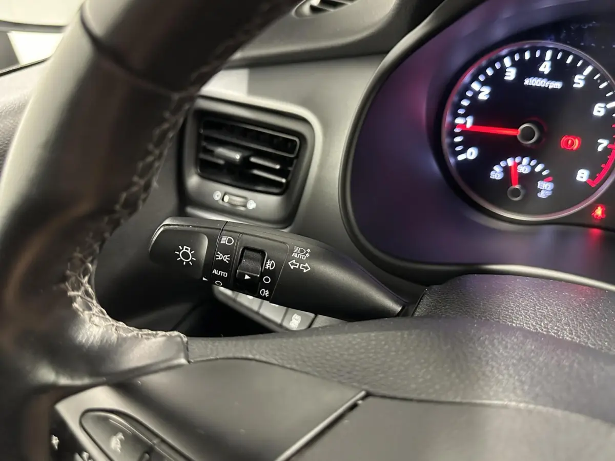 1.0 T-GDi MHEV DynamicLine CAMERA CARPLAY NAVI CRUISE.