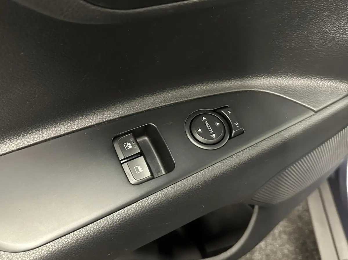 1.0 T-GDi MHEV DynamicLine CAMERA CARPLAY NAVI CRUISE.