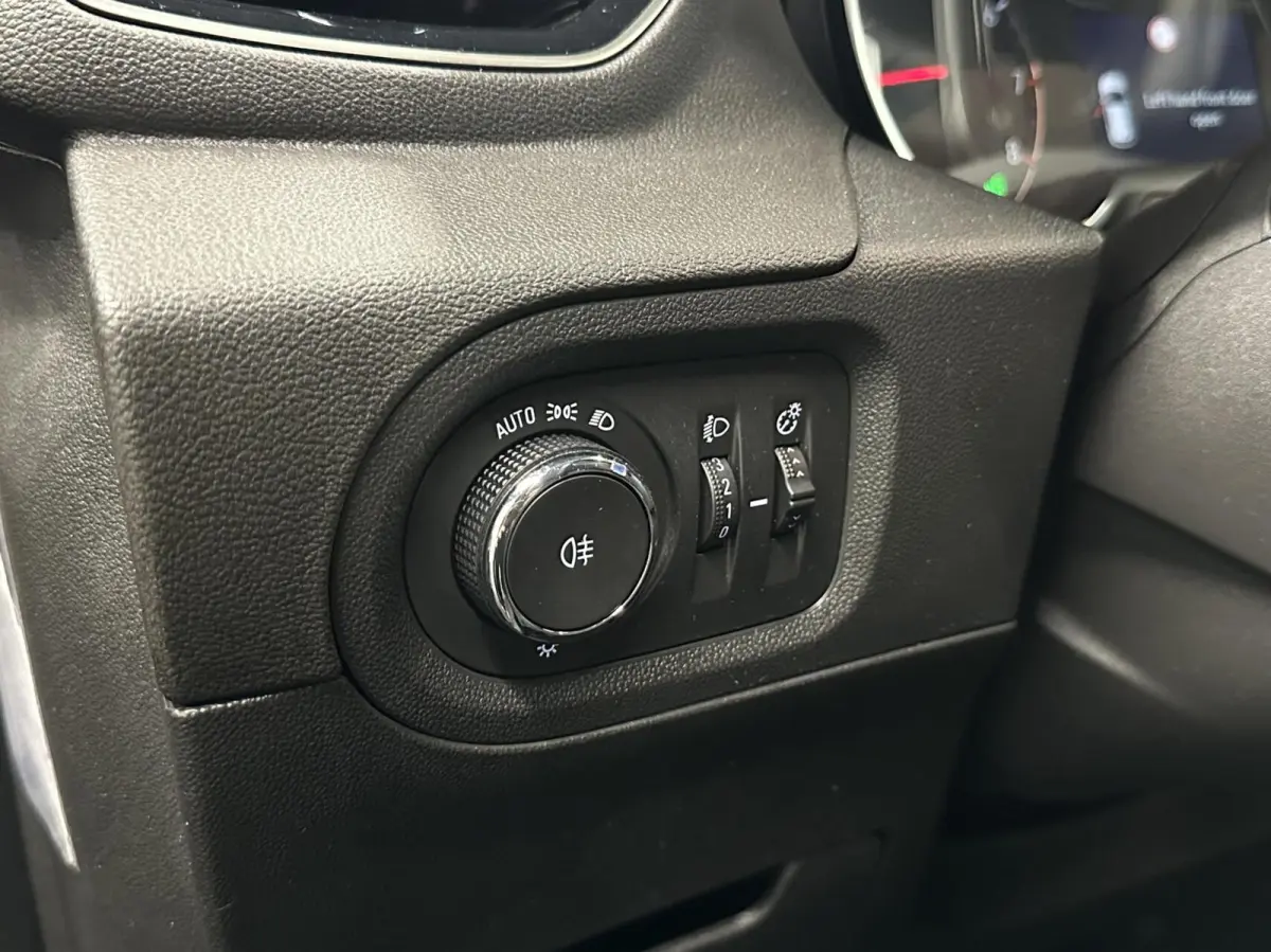 1.2 Turbo Elegance CAMERA TREKHAAK LM NAVI CARPLAY CRUISE ECC.