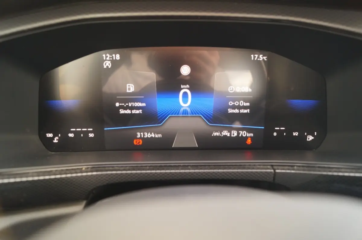1.0 TSI Life Edition -LED-DIGI-AIRCO-CRUISE-