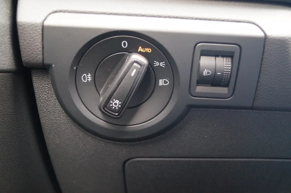 1.0 TSI Life Edition -LED-DIGI-AIRCO-CRUISE-