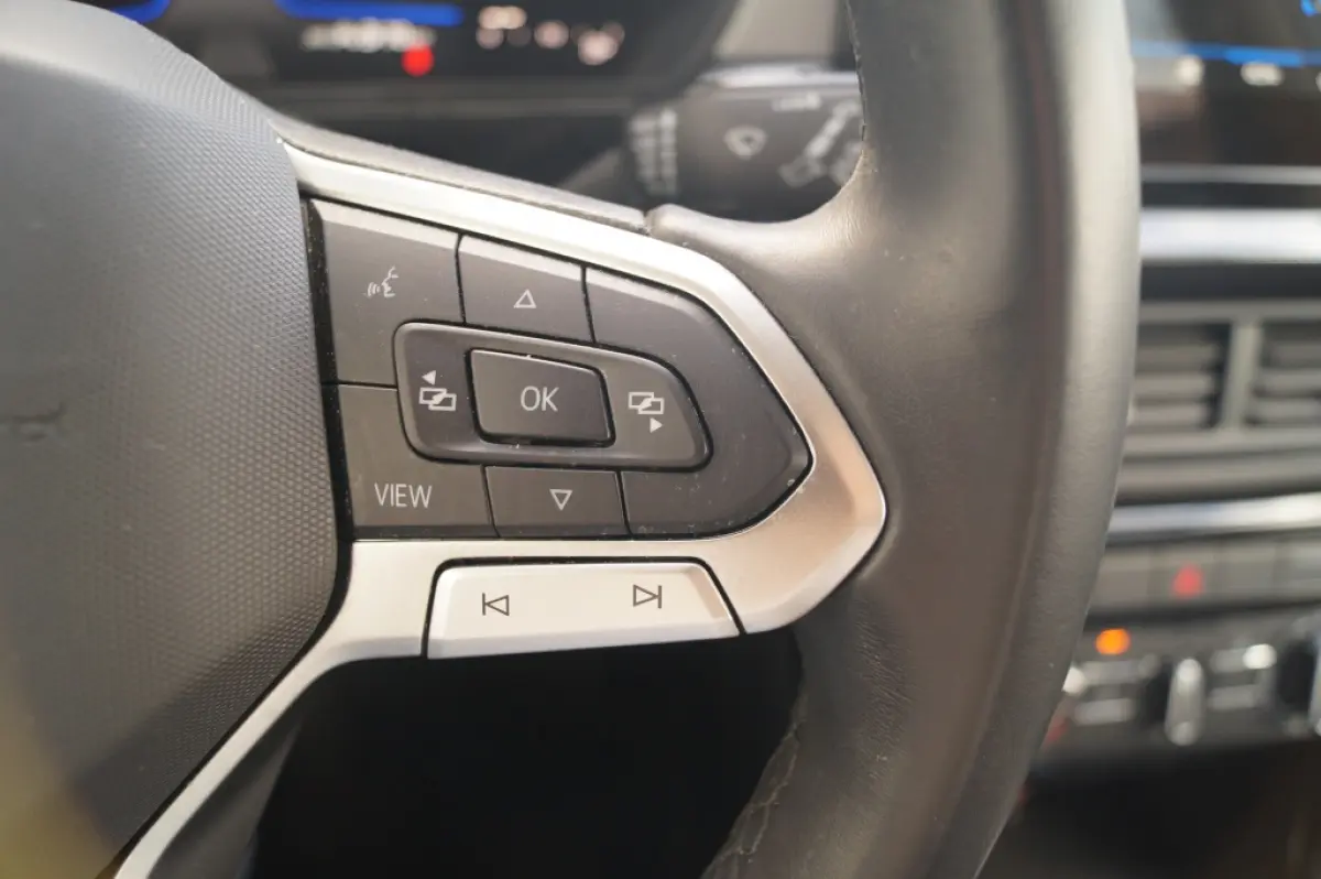 1.0 TSI Life Edition -LED-DIGI-AIRCO-CRUISE-