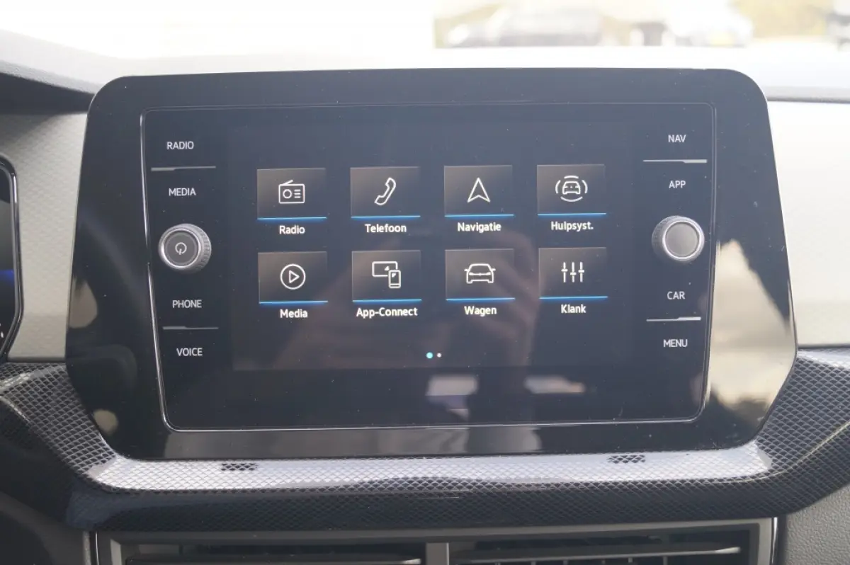 1.0 TSI Life Edition -LED-DIGI-AIRCO-CRUISE-