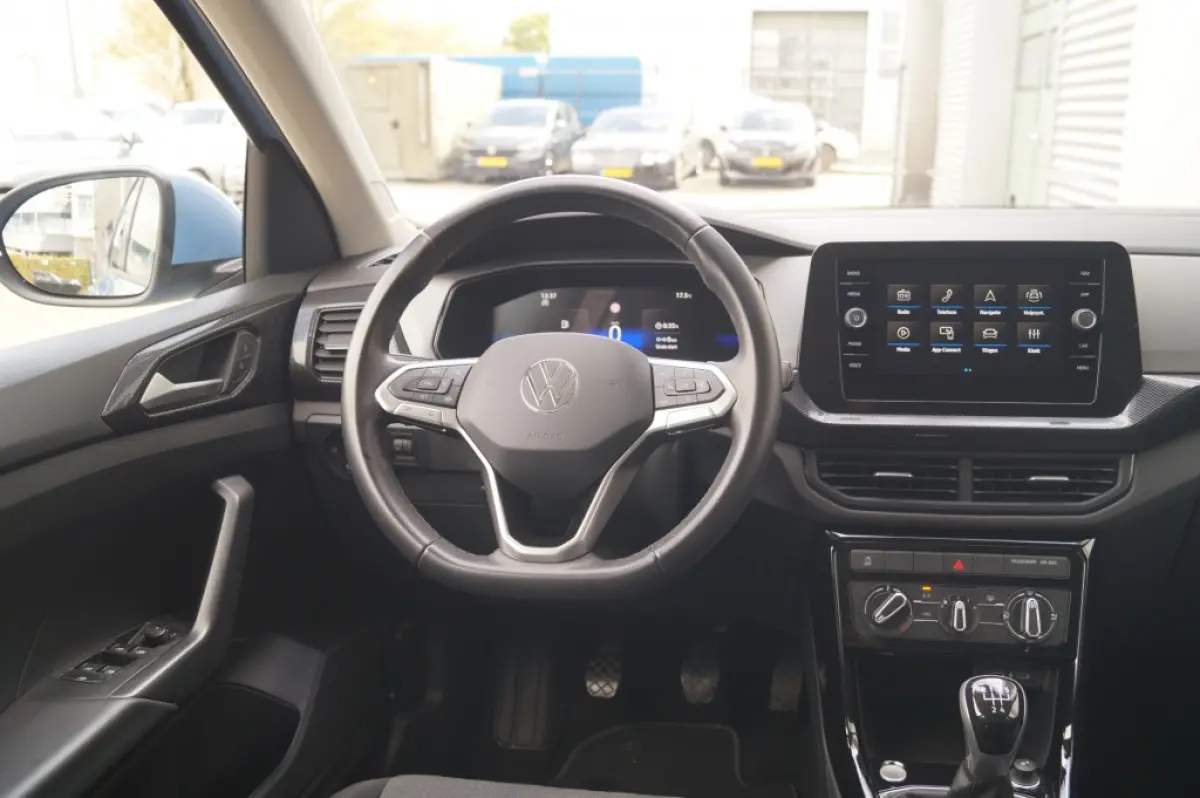 1.0 TSI Life Edition -LED-DIGI-AIRCO-CRUISE-