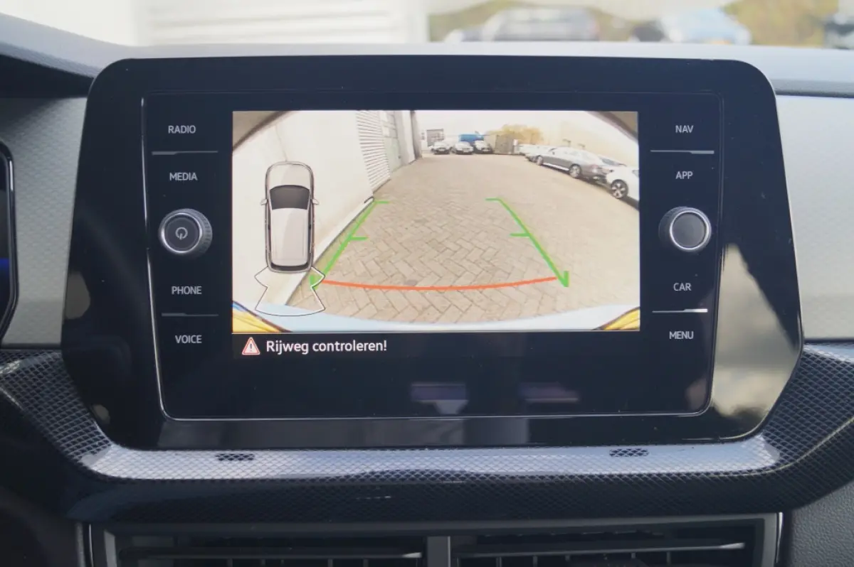 1.0 TSI Life Edition -LED-DIGI-AIRCO-CRUISE-