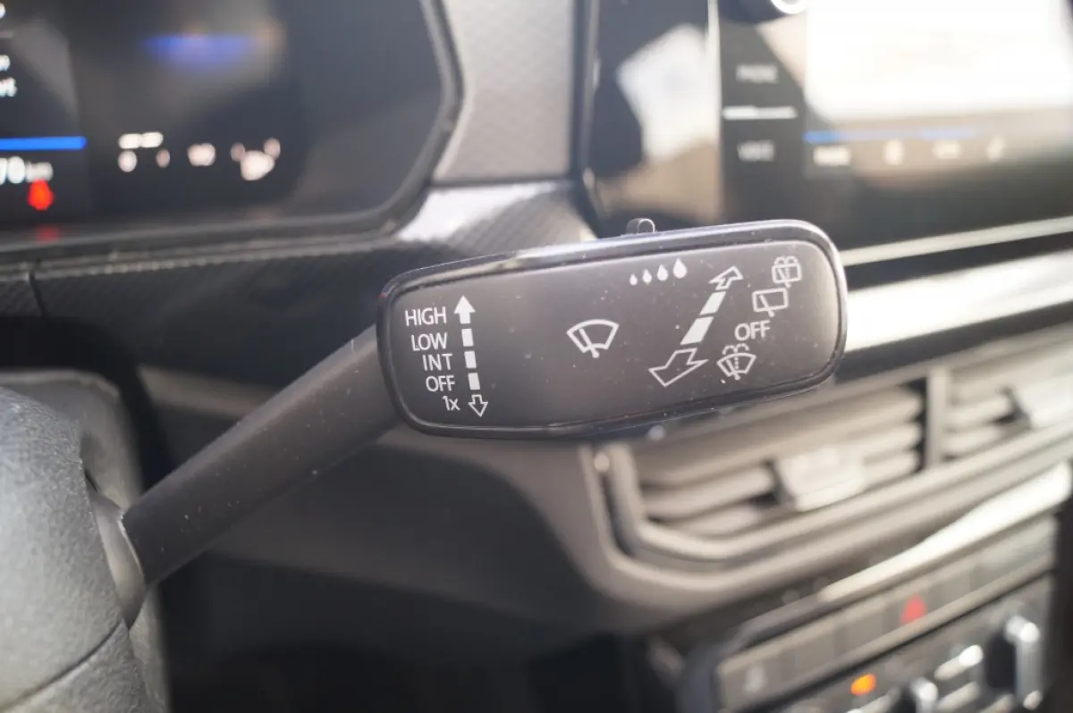 1.0 TSI Life Edition -LED-DIGI-AIRCO-CRUISE-