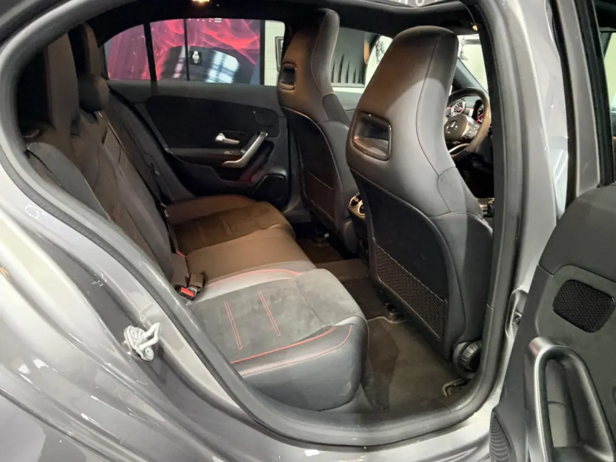 250 e AMG Limited|PANO|Black Edition