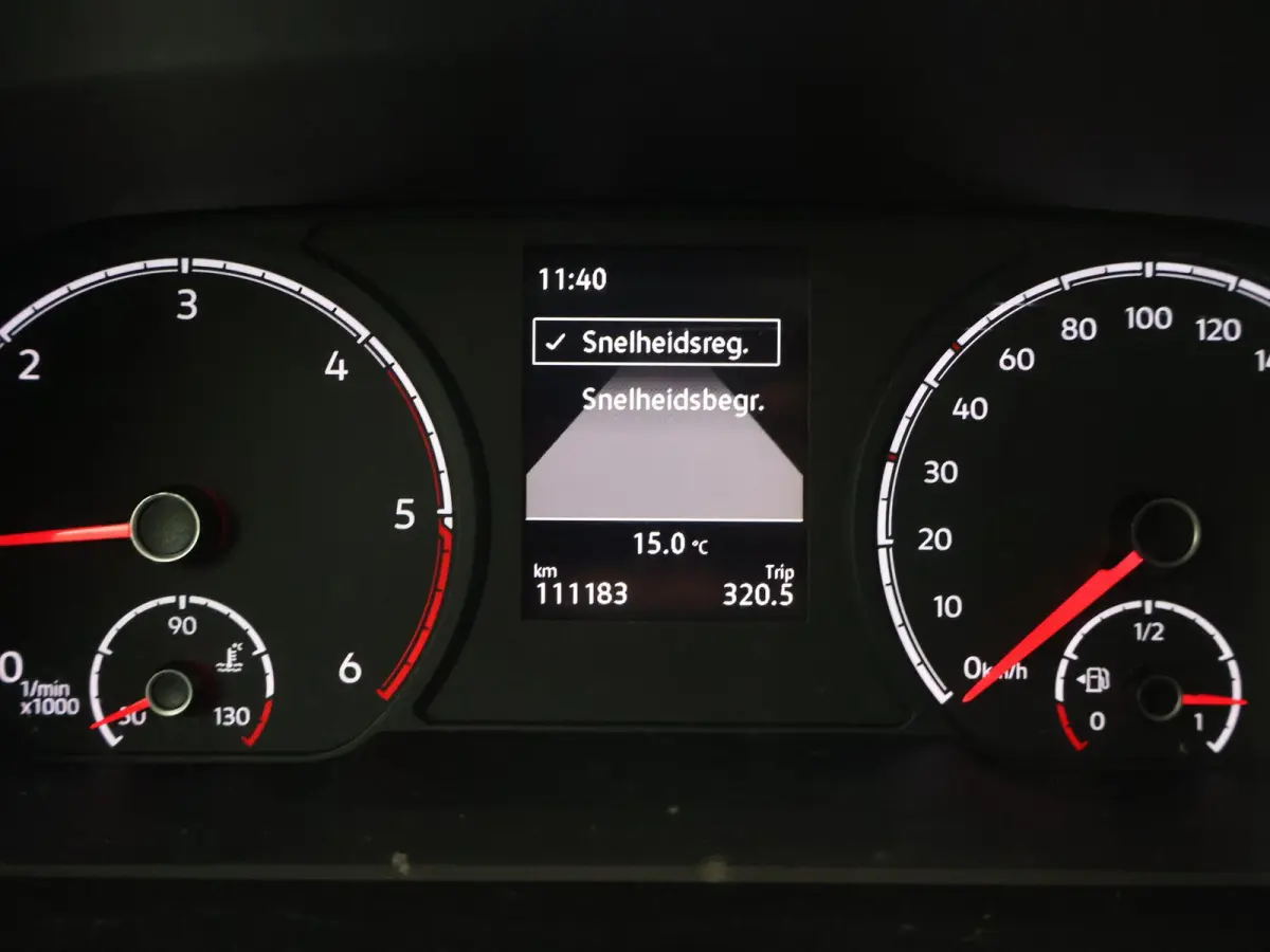 2.0 TDI + CRUISE CONTROL | AIRCO | BLUETOOTH | PARKEERSENSOREN | 2 ACHTERDEUREN