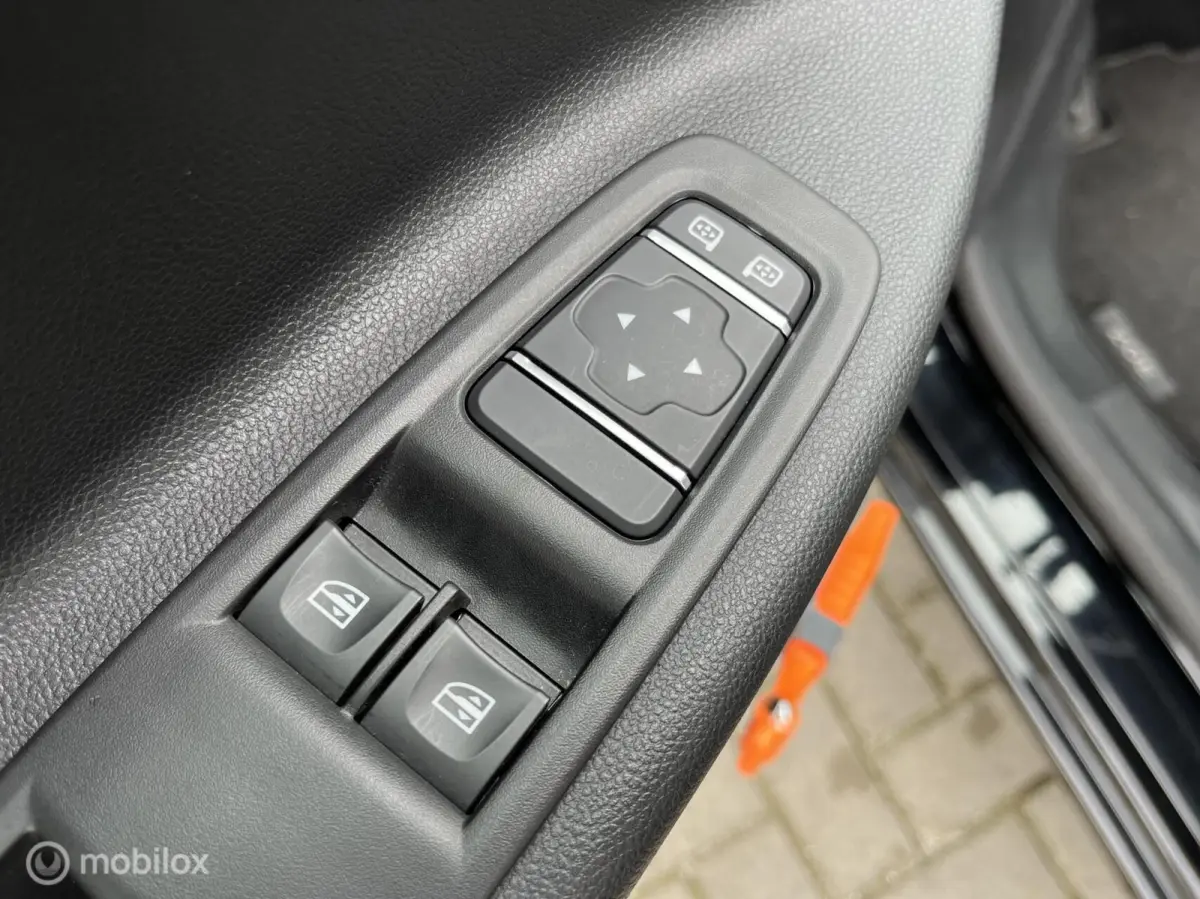 R110 Life 52 kWh (ex Accu) SOH 92%|Carplay|Keyless