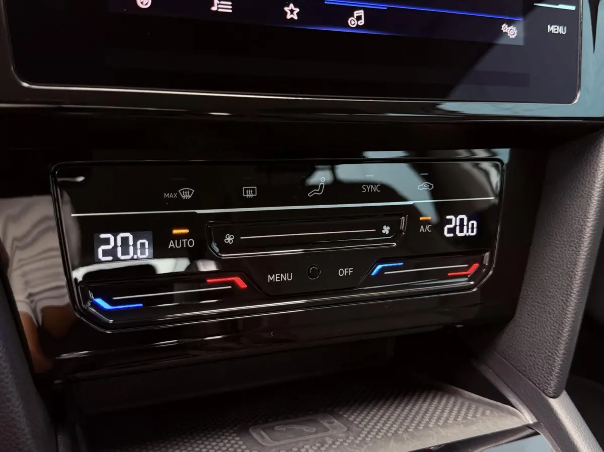 1.5 TSI DSG AUT. Business CAM | ADAPT.CRUISE | CARPLAY | ELEK.A.KLEP | NAV | LED